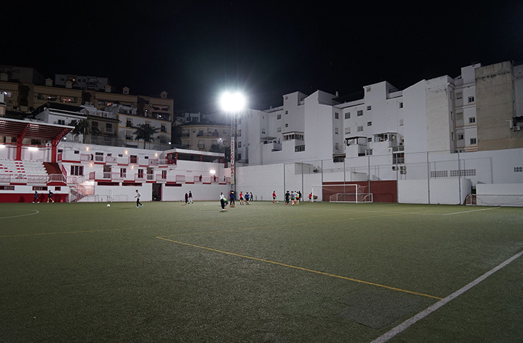 Instalación LED campo de fútbol de la Fuensanta