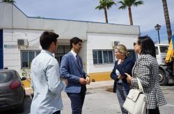 Autoridades en visita Escuela de Empresas