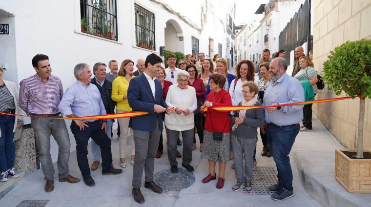 Inauguración calle de la Cruz